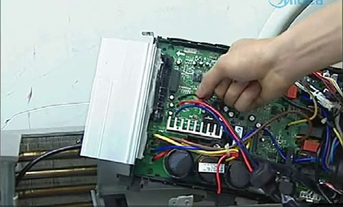 临江美的空调电话是多少